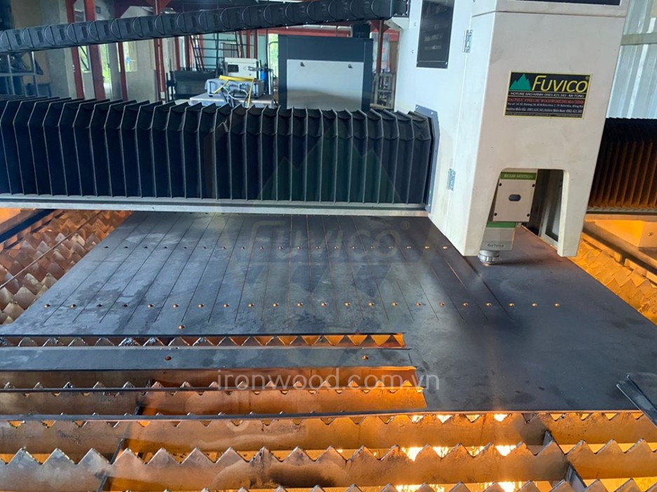 Chi tiết máy cắt tấm laser fiber cnc