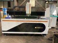 Máy cắt Cnc Laser tải nặng 3000x1500MM Công suất 3000w IRONTEK 9921